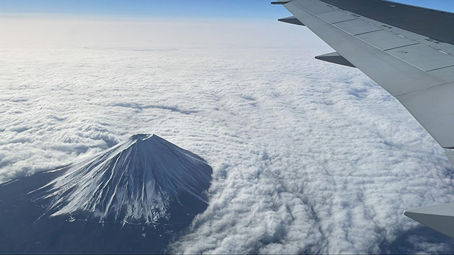 ★飛行機からの絶景も見逃さない